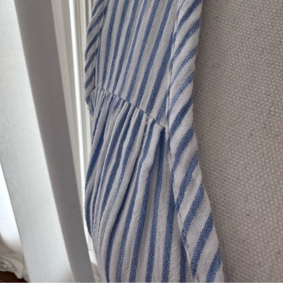 Quince 100% Organic Cotton Gauze Tiered Maxi
Dress Blue White Seersucker Size S - Picture 3 of 7